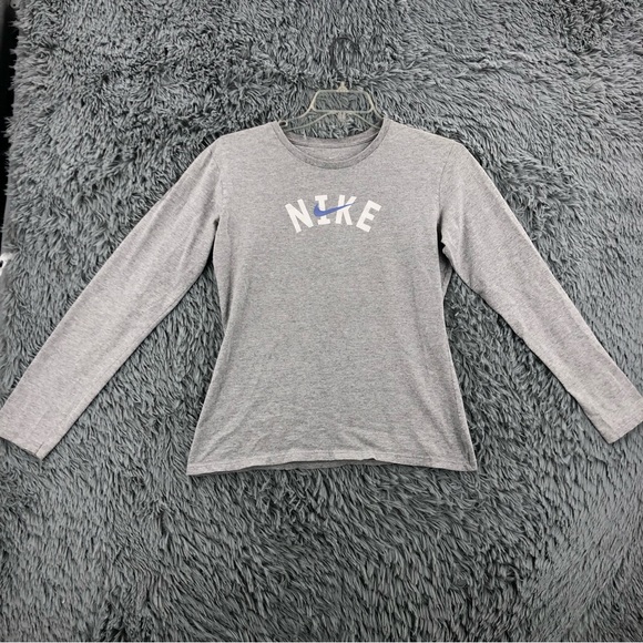 Nike Tshirt Womens Large Gray Long Sleeve Spellout Swoosh Shirt - Picture 1 of 7
